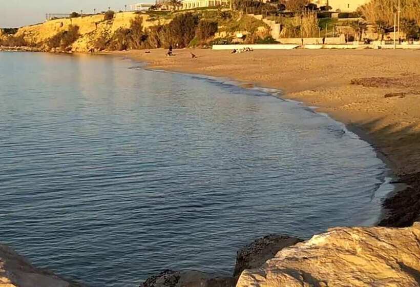 پانسیون Room In Apartment   Terrasinipalermovacation For 2 Guests New