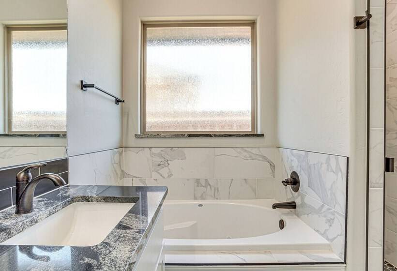 Pet Friendly Elgin Retreat W/ Patio, Grill & Yard!