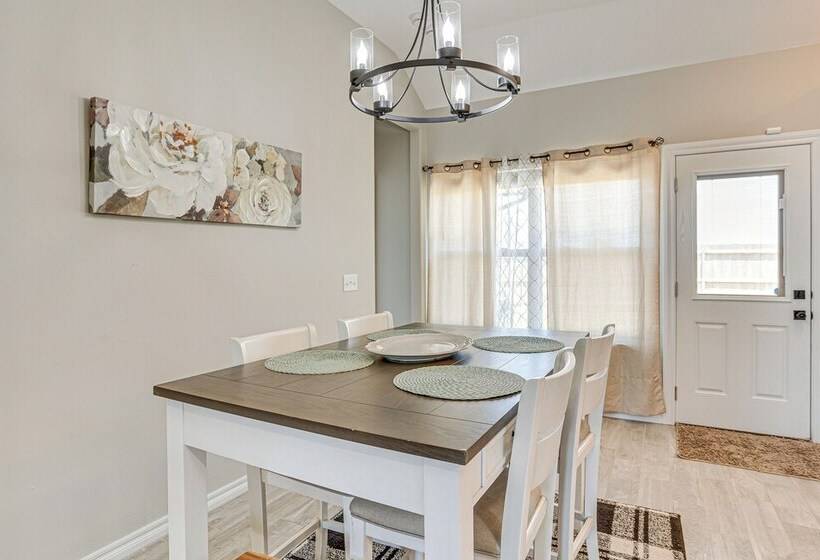 Pet Friendly Elgin Retreat W/ Patio, Grill & Yard!