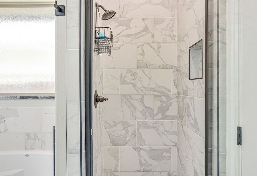 Pet Friendly Elgin Retreat W/ Patio, Grill & Yard!