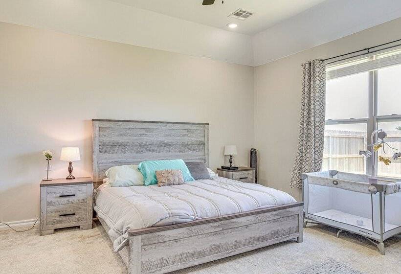 Pet Friendly Elgin Retreat W/ Patio, Grill & Yard!