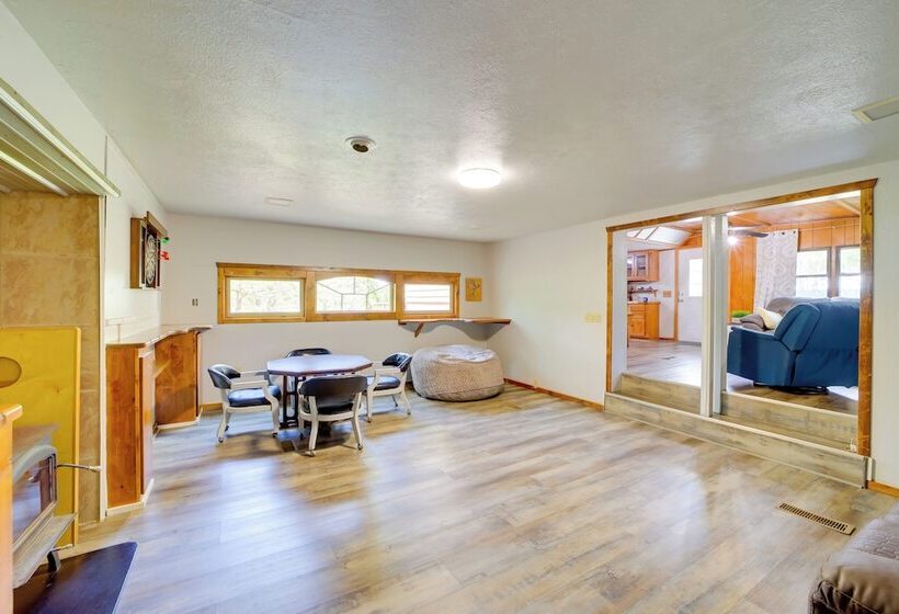 Pet Friendly Mcalester Home W/ Lake Eufaula Access