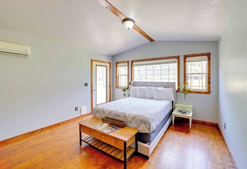 Pet Friendly Mcalester Home W/ Lake Eufaula Access