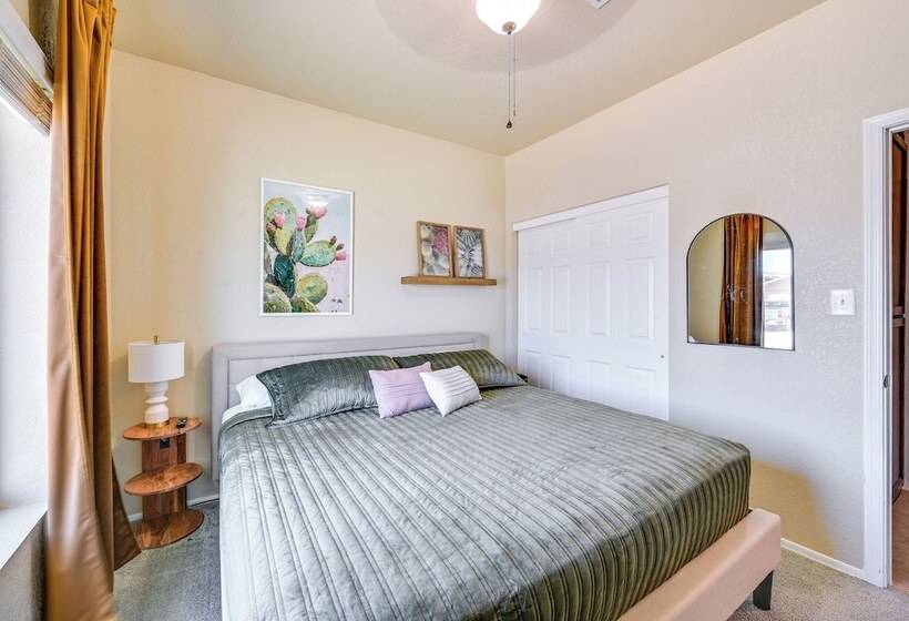 Pet Friendly Yuma Home W/ Private Yard & Pool!