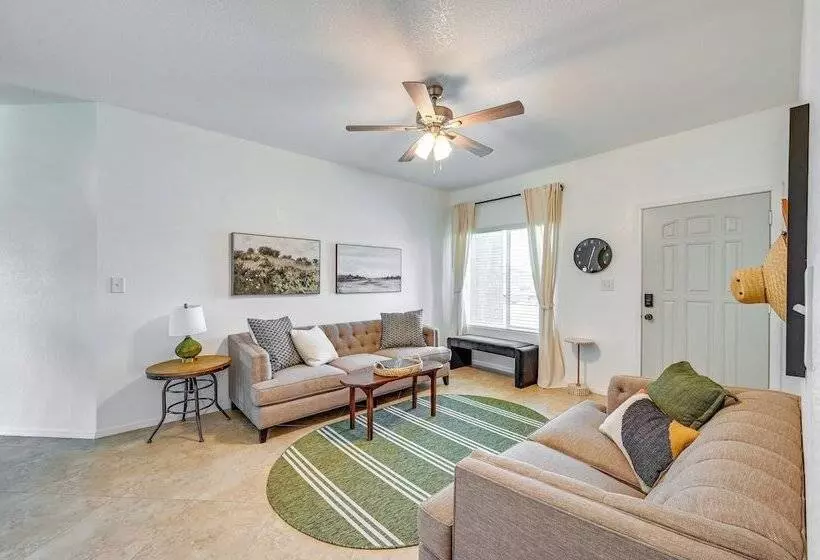 Pet Friendly Yuma Home W/ Private Yard & Pool!