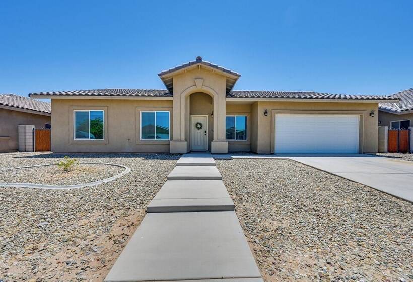 Pet Friendly Yuma Home W/ Private Yard & Pool!