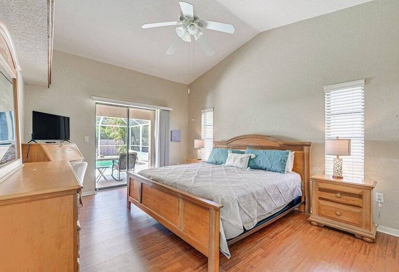 Port Charlotte Home W/ Heated Pool: 3 Mi To Harbor