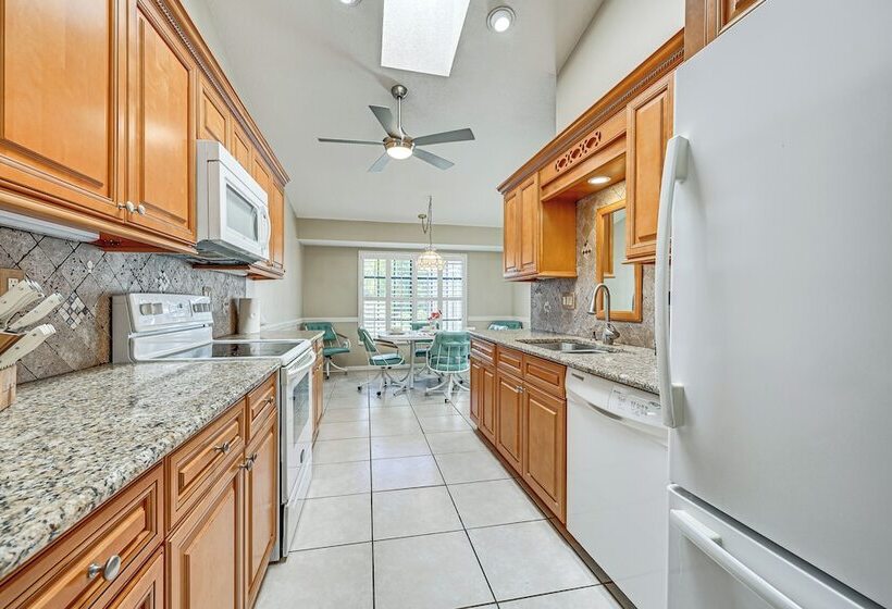 Port Charlotte Home W/ Heated Pool: 3 Mi To Harbor