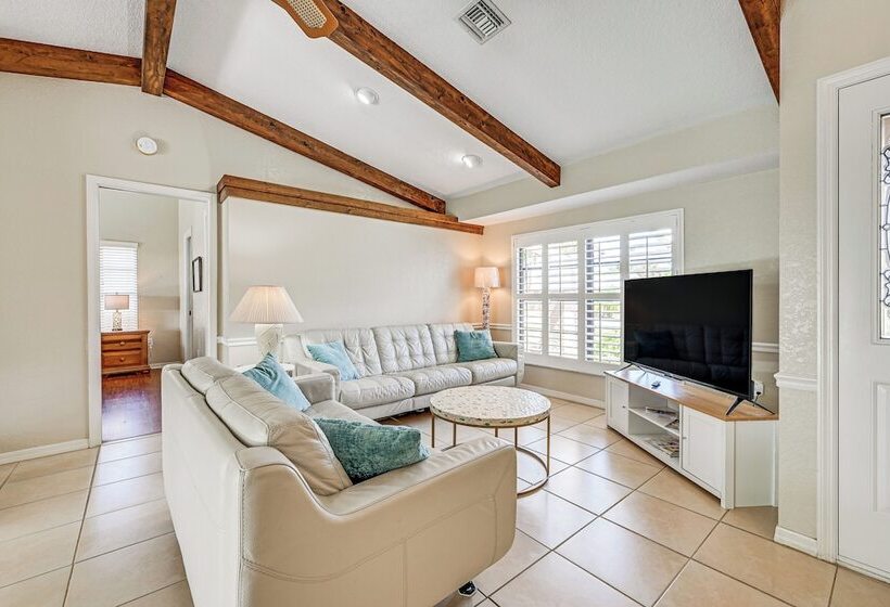 Port Charlotte Home W/ Heated Pool: 3 Mi To Harbor