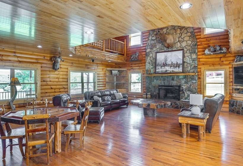 Rustic Retreat In Hickman On 160 Acres W/ Views!