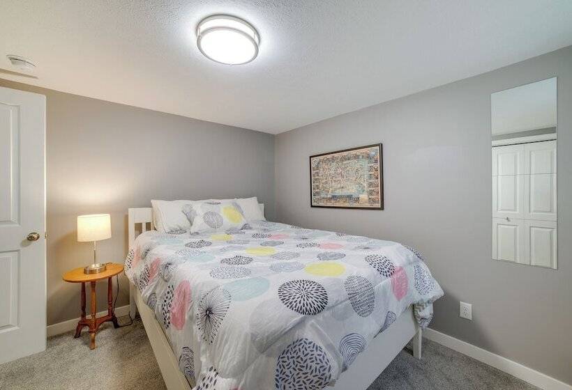 1 Mi To Notre Dame Stadium: Quiet Home W/ Fire Pit