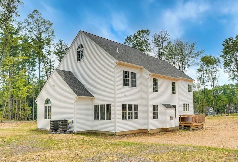 Spacious Poconos Home ~ 19 Mi To Kalahari!