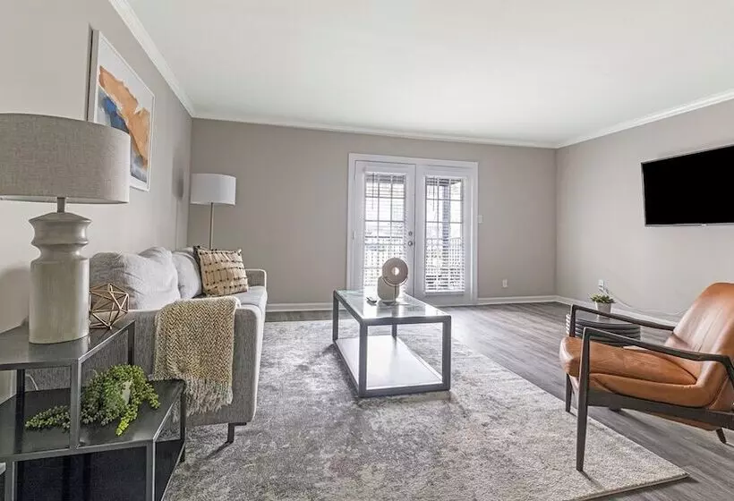 Landing At The Brookwood Apartments