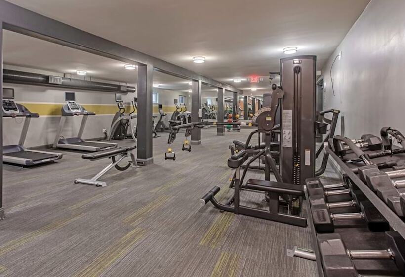 Landing At The Brookwood Apartments