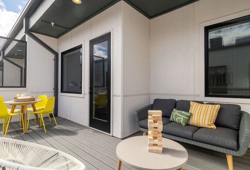 The Conway A Buyout 60 Person Buyout In Dt Nash