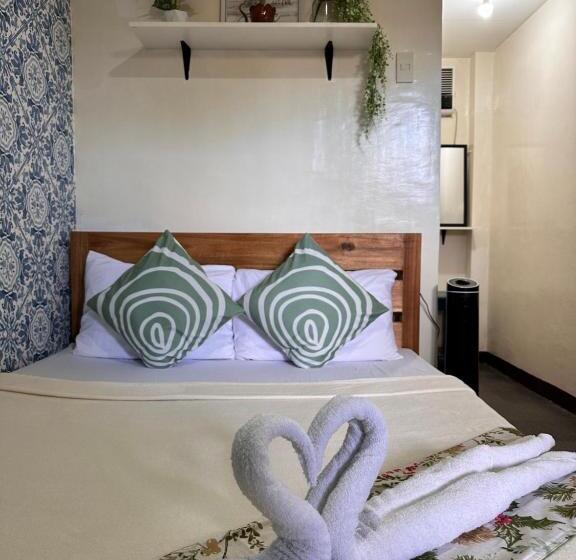 تختخواب و صبحانه Amancio S Balai   Near The Airport, City Center!