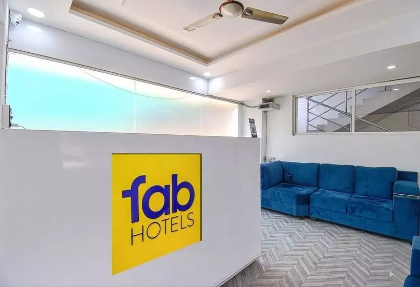 Fabhotel Red Velvet Inn & Suites
