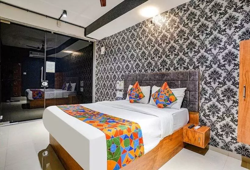 Fabhotel The Life