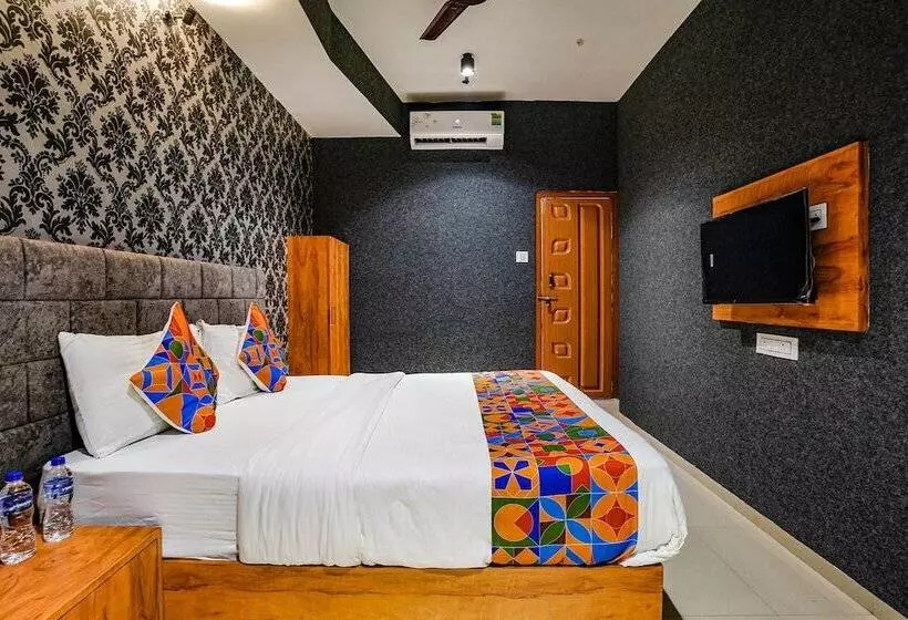 Fabhotel The Life