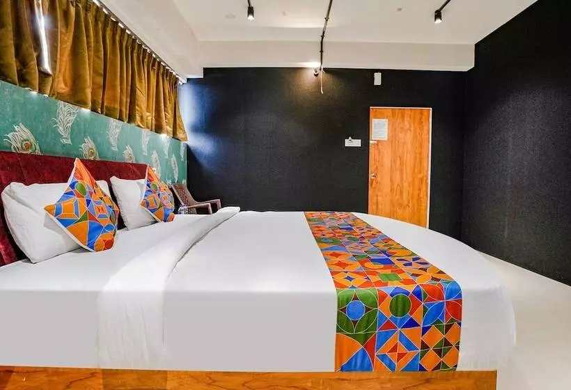 Fabhotel The Life