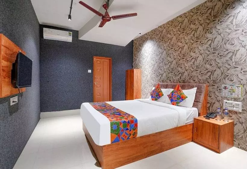 Fabhotel The Life