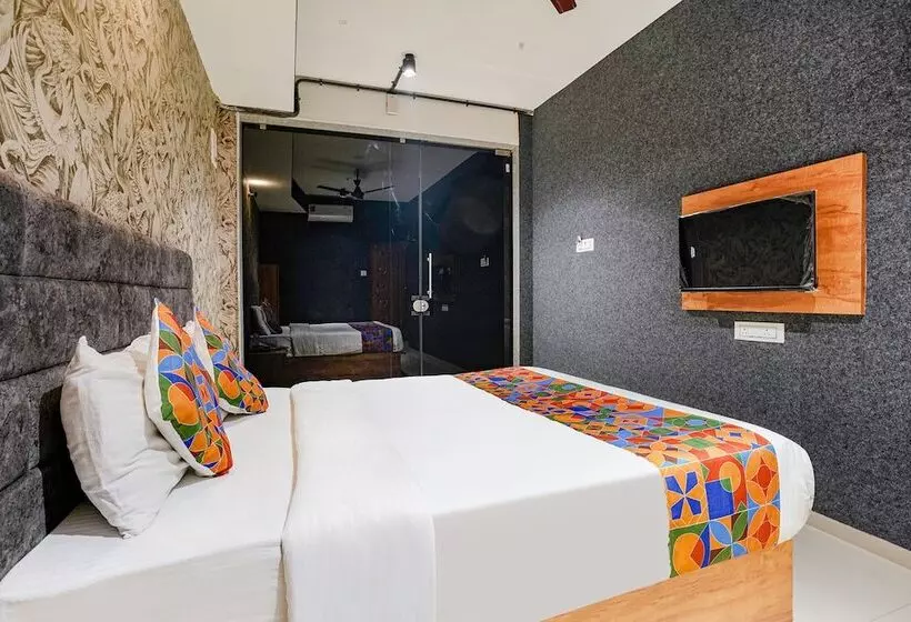 Fabhotel The Life