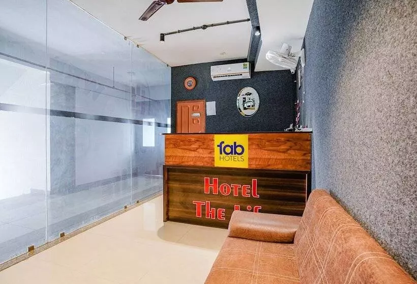 Fabhotel The Life