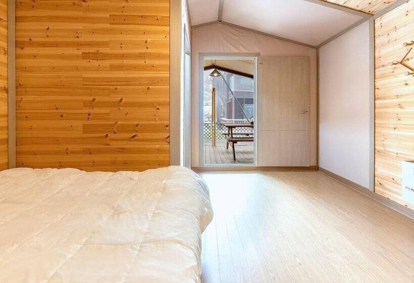 Gapyeong Walkingoncloud Pension & Glamping