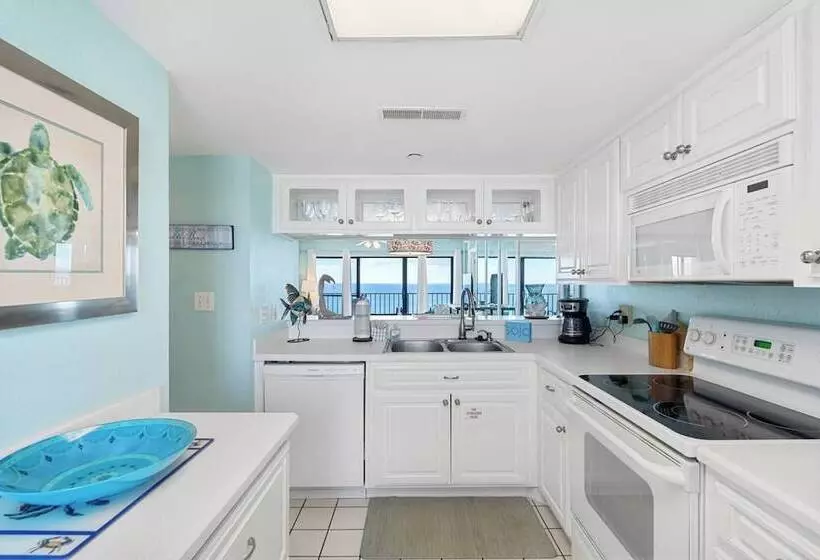 Gull Watch By Avantstay Beachfront Condo