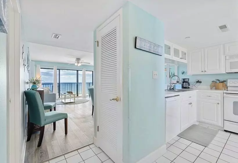 Gull Watch By Avantstay Beachfront Condo