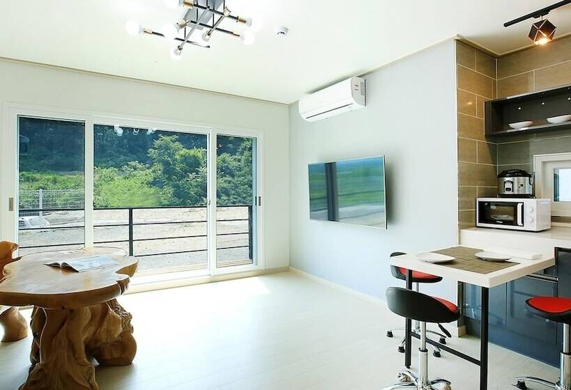 Hongcheon Stone Brown Pension