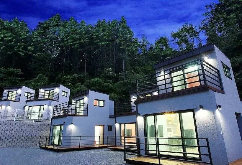 Hongcheon Stone Brown Pension