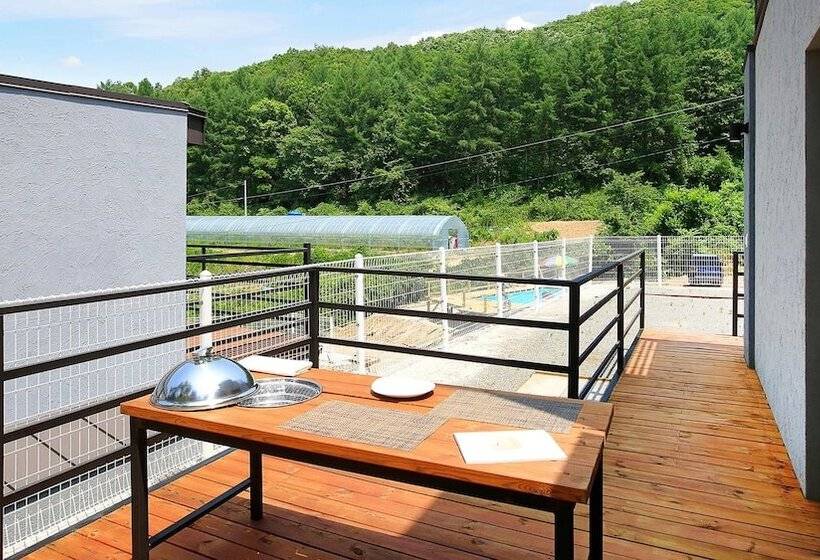 Hongcheon Stone Brown Pension