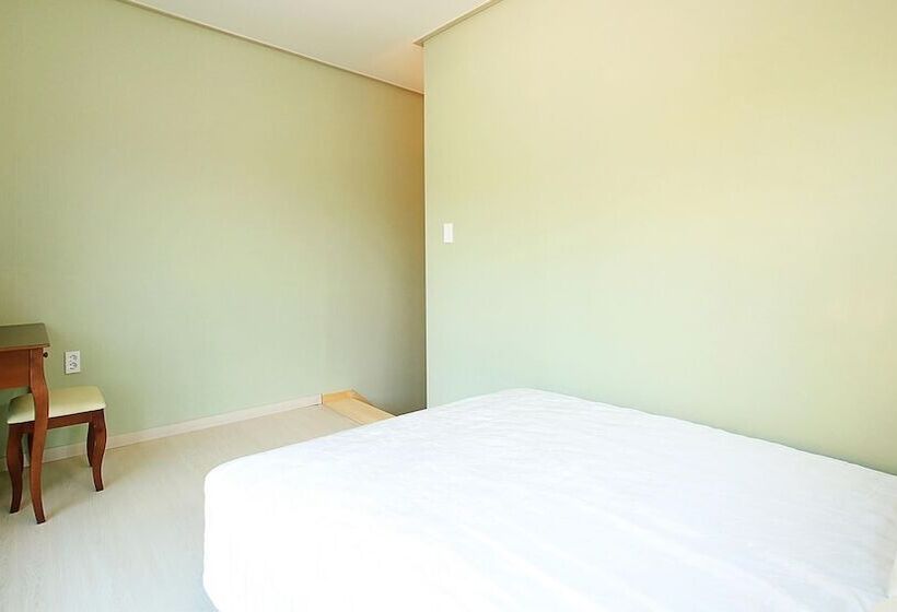 Hongcheon Stone Brown Pension