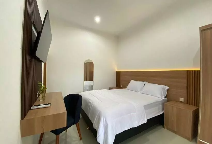 Hotel Aira Living