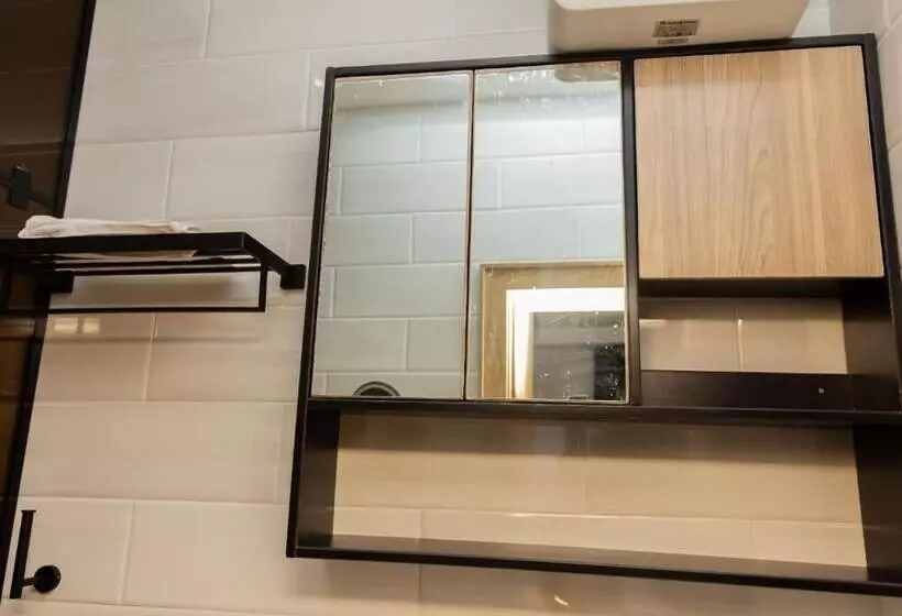 هتل And Luxury Apartment By Trips
