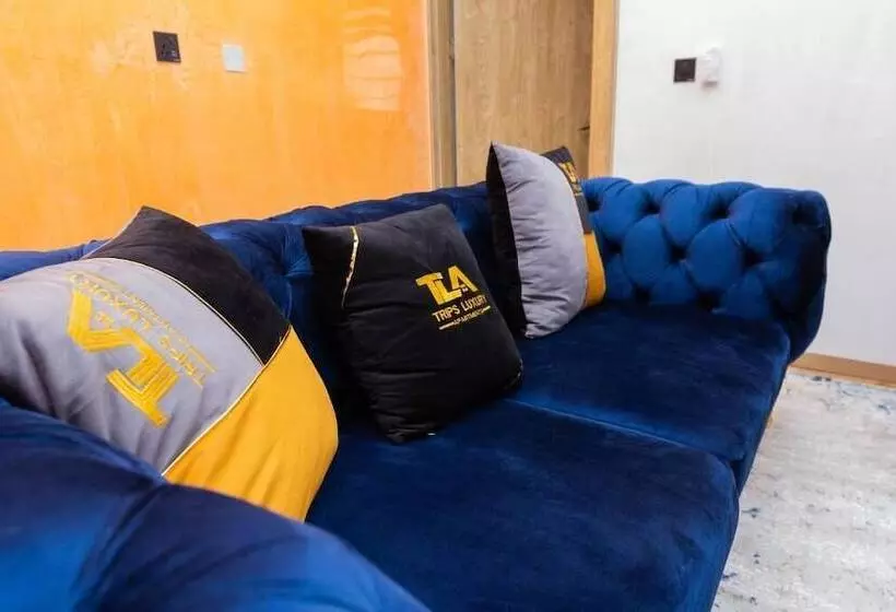 هتل And Luxury Apartment By Trips