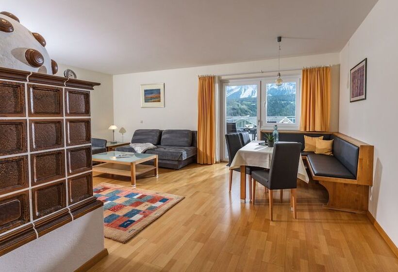 Отель Appartements Tritscher