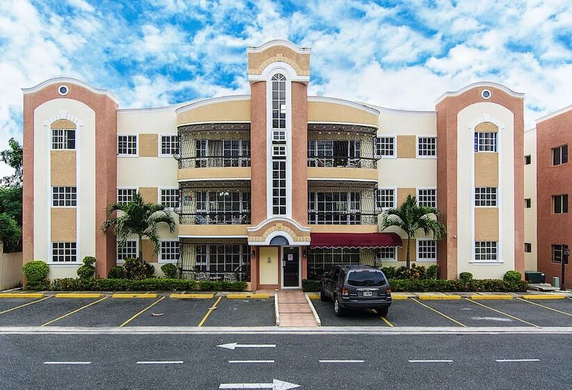 هتل Blanco Vacation Properties