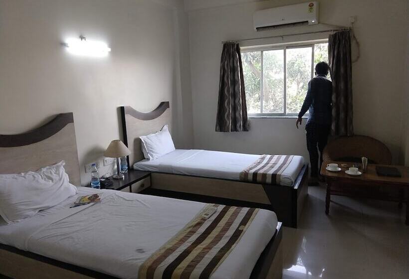 Hotel Centre Point Purnia