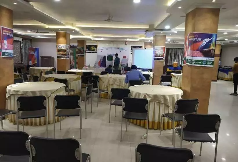 Hotelli Centre Point Purnia