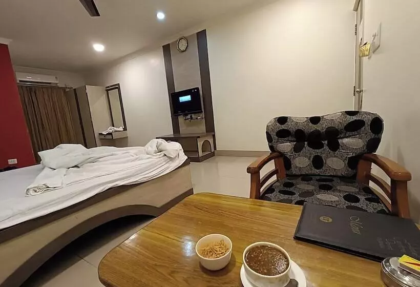 Hotelli Centre Point Purnia