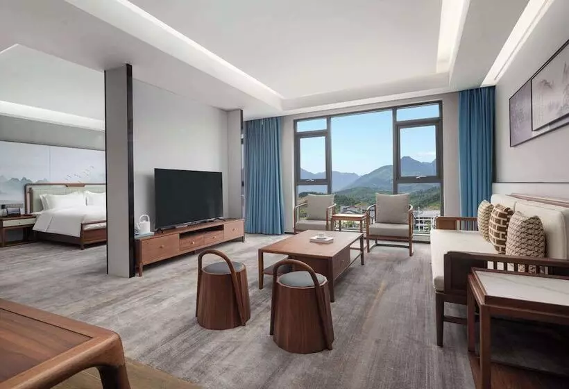 ホテル Days Inn By Wyndham Pingxiang Wugong Mountain