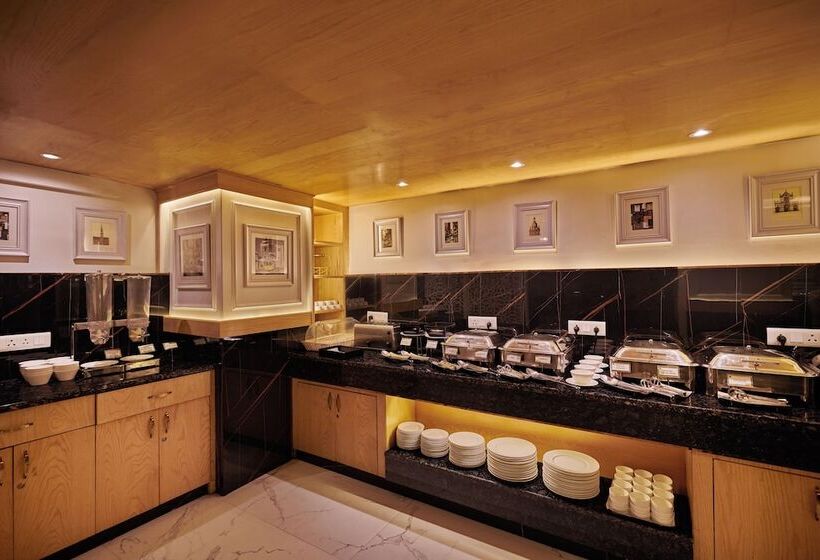 Hotel Deventure Sarovar Portico Patel Nagar