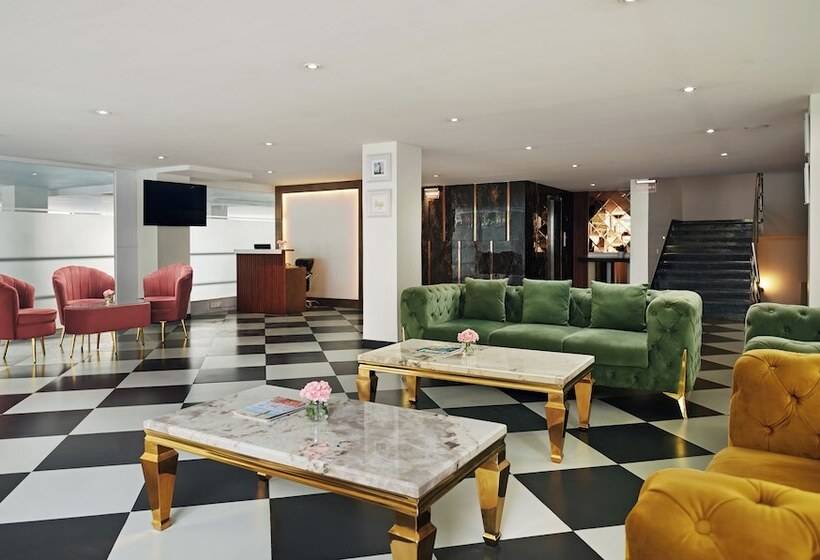 Hotel Deventure Sarovar Portico Patel Nagar