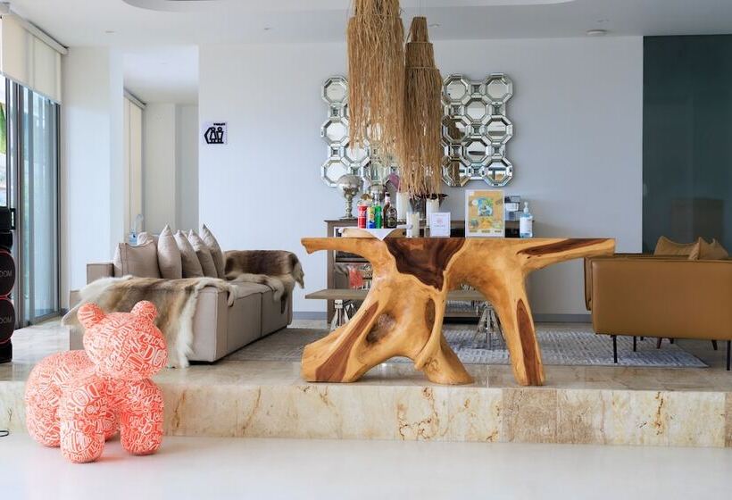 Hotel Elite Atoll Beachfront