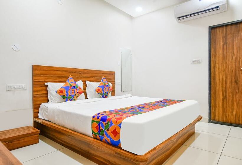 Hotel Fabexpress Blue Sky