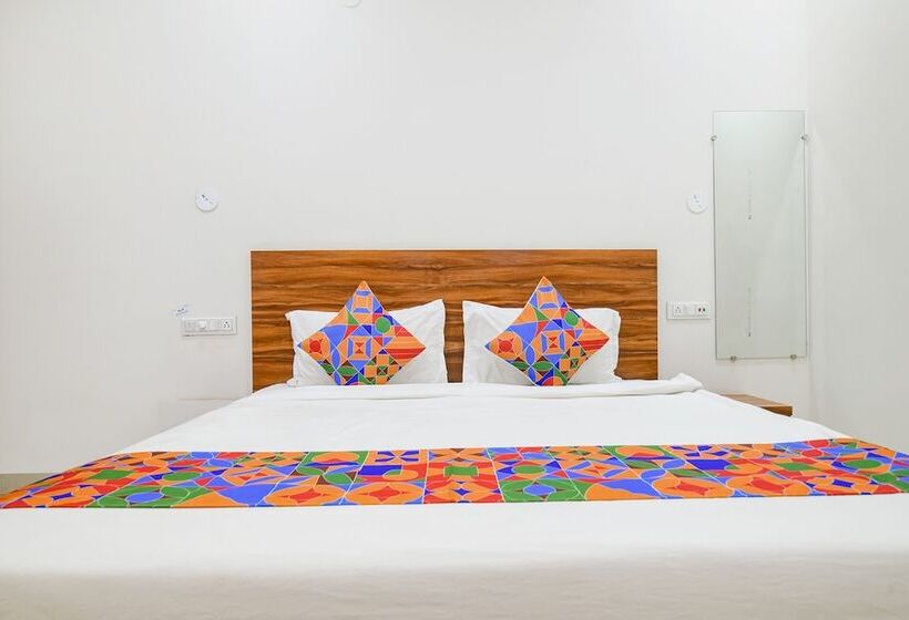 Hotel Fabexpress Blue Sky