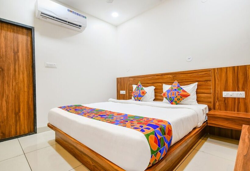 Hotel Fabexpress Blue Sky