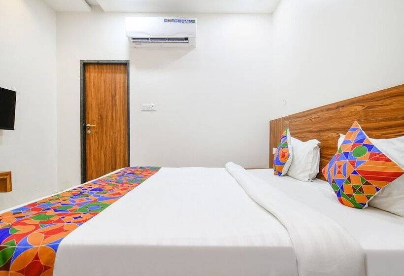 Hotel Fabexpress Blue Sky